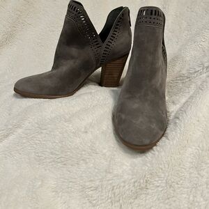 NWT Vince Camuto Gray Suede “Fileana” Ankle Boots